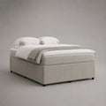 Lit double 160 x 200 cm avec cadre rembourré en tissu polyester beige et pieds noirs